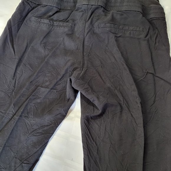 H&M MAMA MATERNITY WEAR BLACK PANTS SIZE MEDIUM WOMEN'S WEAR PREGNANCY COMFORT - Picture 14 of 15